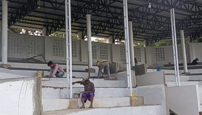 Pembangunan Amphiteater Pantai Pallombuan Belum Rampung, Masyarakat Desak Pengawasan Lebih Ketat