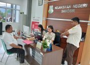 Warga Laporkan Kepala Dinas Sosial Samosir atas Dugaan Korupsi Bansos Banjir Bandang