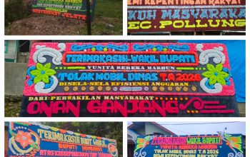 Papan Bunga “Prioritaskan Rakyat” Guncang Humbang Hasundutan: Wabup Tolak Mobil Dinas, Warga Bersatu Kawal Anggaran!