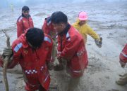 Salut! Polres Humbahas Kembali Gerak Cepat Tangani Longsor dan Banjir Bandang yang Renggut Korban Jiwa