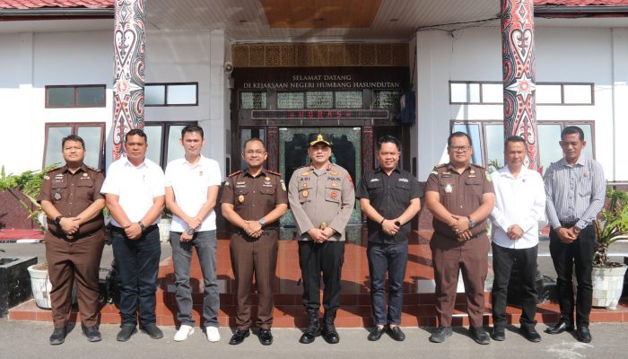 Kapolres Humbahas Silaturahmi ke Kejari dan Rutan Kelas IIB