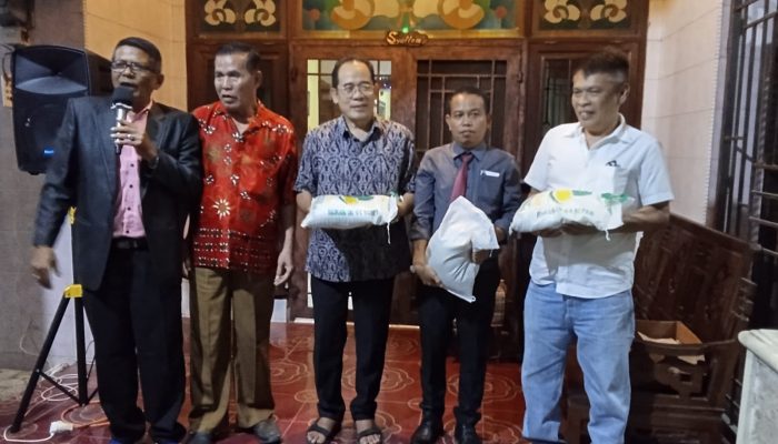 Maruli Siahaan Salurkan Bantuan Beras untuk Anggota STM Saroha Terdampak Banjir di Medan
