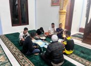 Perkuat Keimanan di Bulan Ramadan, Personel Polres Humbahas Laksanakan Tarawih dan Tadarus Bersama