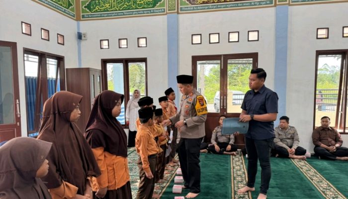 Peringati Isra Mi’raj 1447 H, Polres Humbahas Perkuat Keimanan Personel dan Kepedulian Sosial