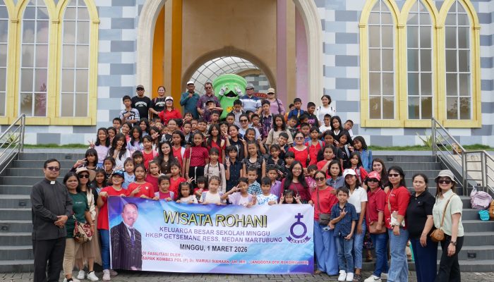 Maruli Siahaan Berangkatkan 97 Anak Sekolah Minggu HKBP Getsemane Wisata Rohani ke Hill Park Sibolangit
