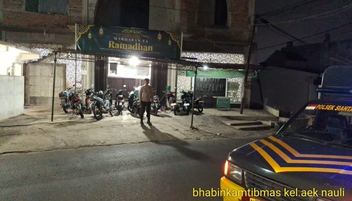 Bhabinkamtibmas Polsek Siantar Selatan Laksanakan Patroli Saat Sholat Tarawih di Sejumlah Masjid