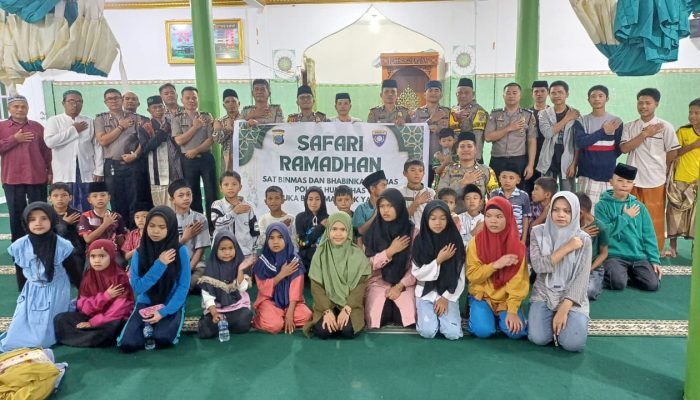Dekat dengan Masyarakat, Polres Humbahas Gelar Safari Ramadan dan Buka Puasa Bersama di Marade