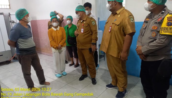 Bhabinkamtibmas Polsek Siantar Marihat Sambang ke Dapur SPPG Mekar Nauli