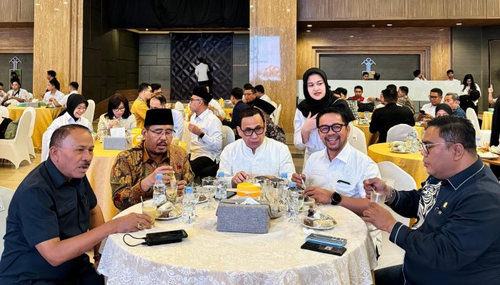 Kebersamaan di Bulan Ramadan, Dr. Maruli Siahaan Bersama Komisi XIII DPR RI Buka Puasa Bersama di Kementerian Hukum RI