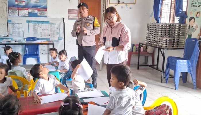 Polisi Sahabat Anak, Bhabinkamtibmas Polsek Siantar Marihat Sambangi PAUD SAB Simarimbun