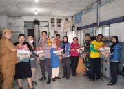 Polsek Siantar Martoba Hadiri Pemberian Bantuan Sembako kepada Petugas Kebersihan