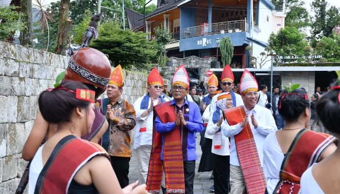 Wamen PPN Sambangi Samosir, Pemkab Dorong Destinasi Wisata Baru Berbasis Budaya dan Alam
