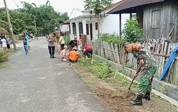 Sambut Lomba LBS PKK, Polsek Siantar Marihat dan Warga Kompak Gotong Royong Bersihkan Lingkungan