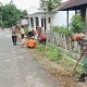 Sambut Lomba LBS PKK, Polsek Siantar Marihat dan Warga Kompak Gotong Royong Bersihkan Lingkungan