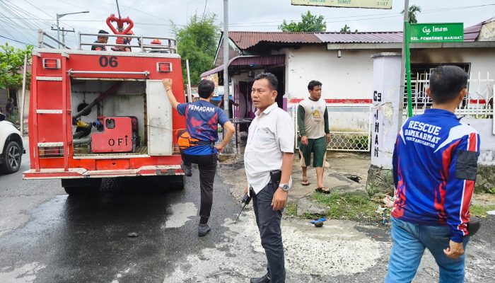 Kapolsek Siantar Marihat Pimpin Langsung Olah TKP Kebakaran Warung Playstation, Kerugian Ditaksir Rp13 Juta