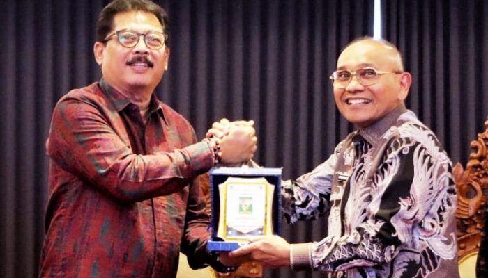 Belajar dari Bali, Bupati Simalungun Siapkan Strategi Besar Pariwisata Danau Toba Berbasis Budaya dan Ekonomi Rakyat