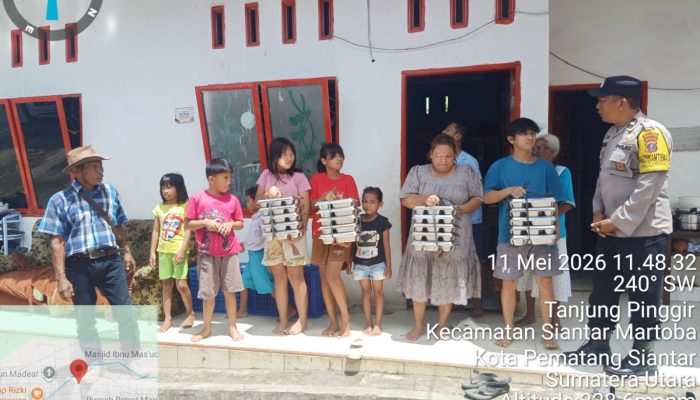 Polsek Siantar Martoba Kawal Distribusi Makanan Bergizi Gratis untuk Anak Panti Asuhan