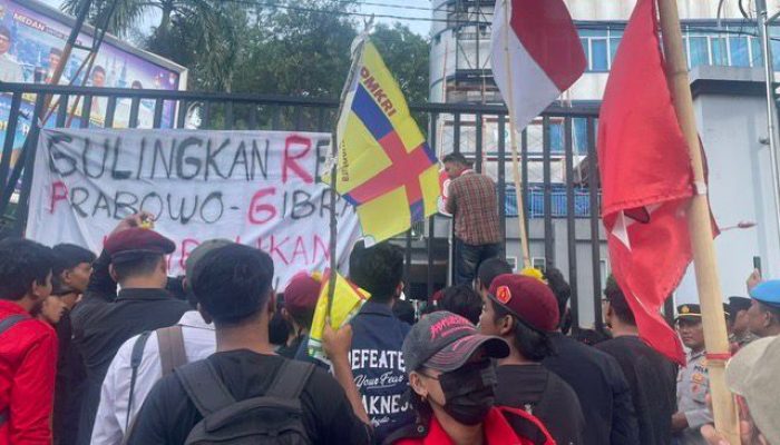 PMKRI Cabang Medan bersama GMNI Medan Gelar Aksi “Selamatkan Indonesia”, Soroti Krisis Ekonomi, Korupsi MBG, Militerisme, dan Mandeknya Keberpihakan Negara.