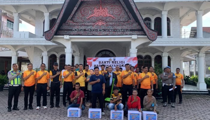 Sambut HUT Bhayangkara ke 80 Tahun 2026, Polres Pematangsiantar Gelar Baksos di Gereja HKI dan Masjid Al-hidayah Melanthon Siregar